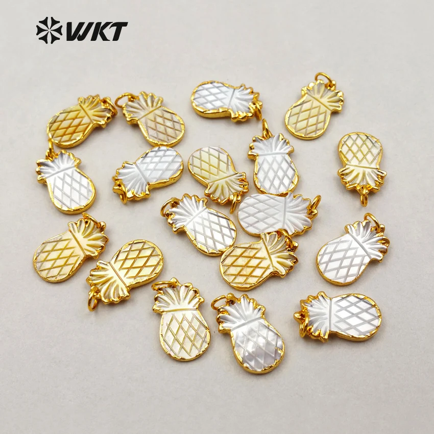 

WT-P1241 WKT New Coming Pineapple Shape Pendant Shell Pendant Two Color Shell Pendant For Jewelry Making Loverly Pendant