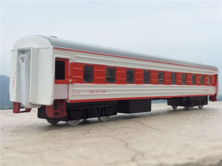 Высокая моделирования модель поезда. 1: 87 масштаб сплава тяните назад двойной поезд, пассажирский отсек, металлические игрушечные машинки