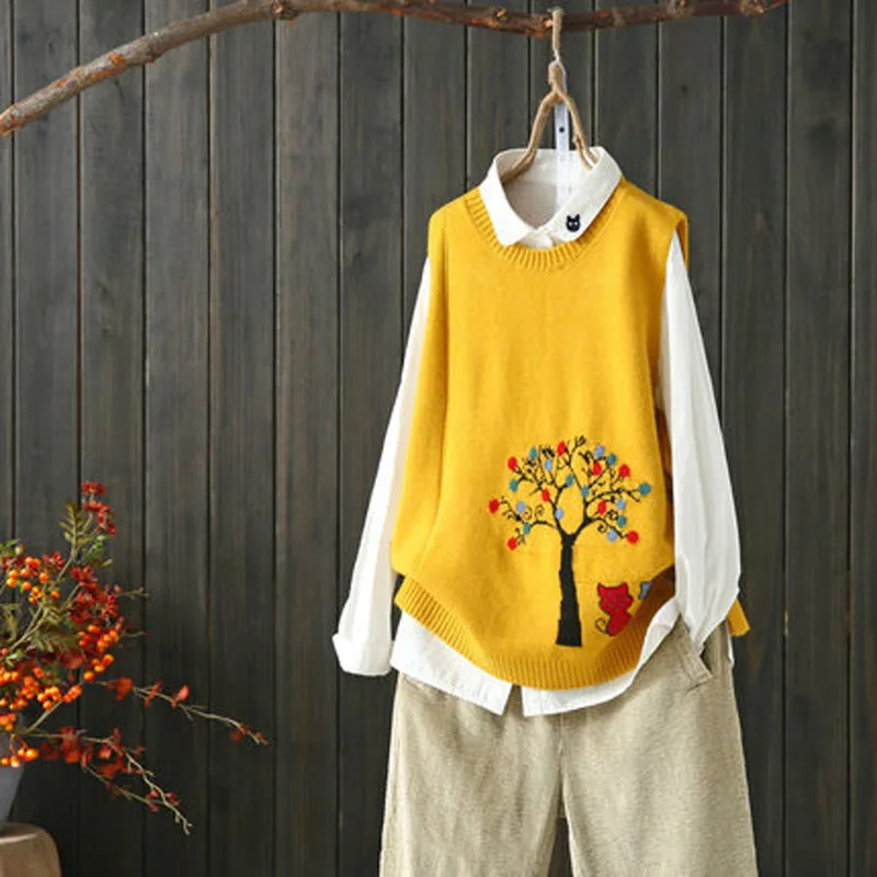 Sweet Lovely Jacquard Cats Tree Pattern Vest Pullovers Women Yellow Spring Autumn Knitted Waistcoats Sleeveless Vest Tops Tank
