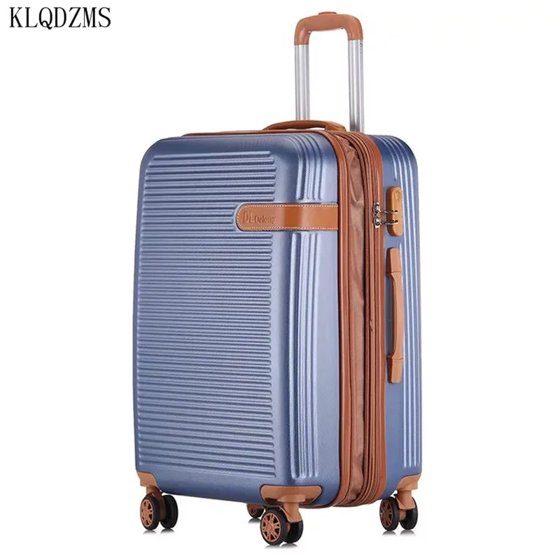 Чемодан rion r401. Багаж на колесиках. Чемодан мягкий kaiwei. Чемодан baudet бежевый. Багаж на колесиках.