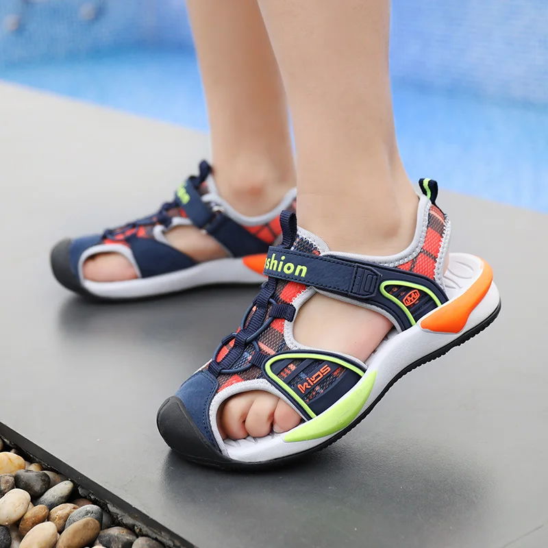 Children Boys sandals cut-outs soft and light child beach sandals boys European size 28~38 summer kids canvas shoes for boy