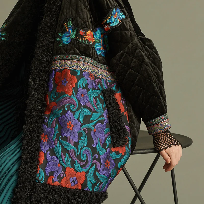 Outline Women Winter Black Casual Cotton Clothes Pockets Embroidery Splice Patch Floral Full Sleeve Plus Design Parkas L184Y002