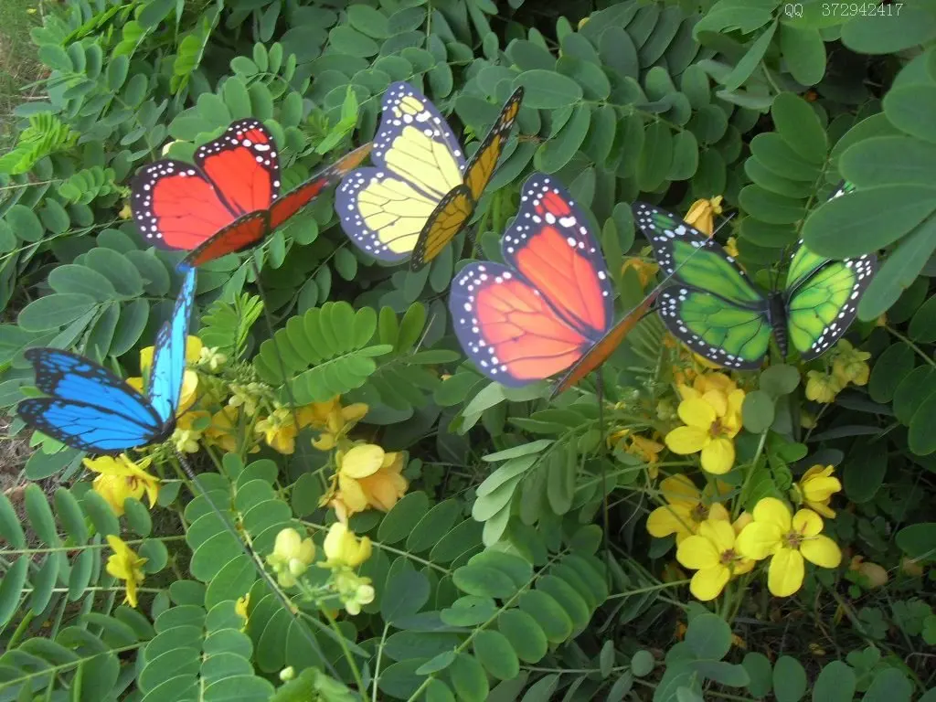 90pcs/lot 7cm Vivid Wiggling PVC Colorful Butterfly w