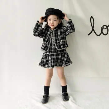 Anlencool 2018 Fashion Korean children autumn girl suit ladies wind suit for children checkered skirt Baby girl clothing set 3