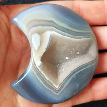 A Natural stones and crystals cristal tThe shape of the moon agate crystal cluster home decor palm stone  very beautifulThe