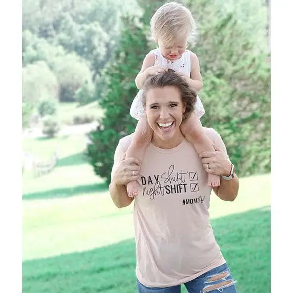 DayShift_NightShift_MOMLIFE_T_Shirt_1000x