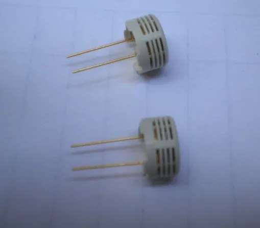 

For 1 Pcs Humidity Sensor HS1101 Sensitive Capacitor Hygrometer New