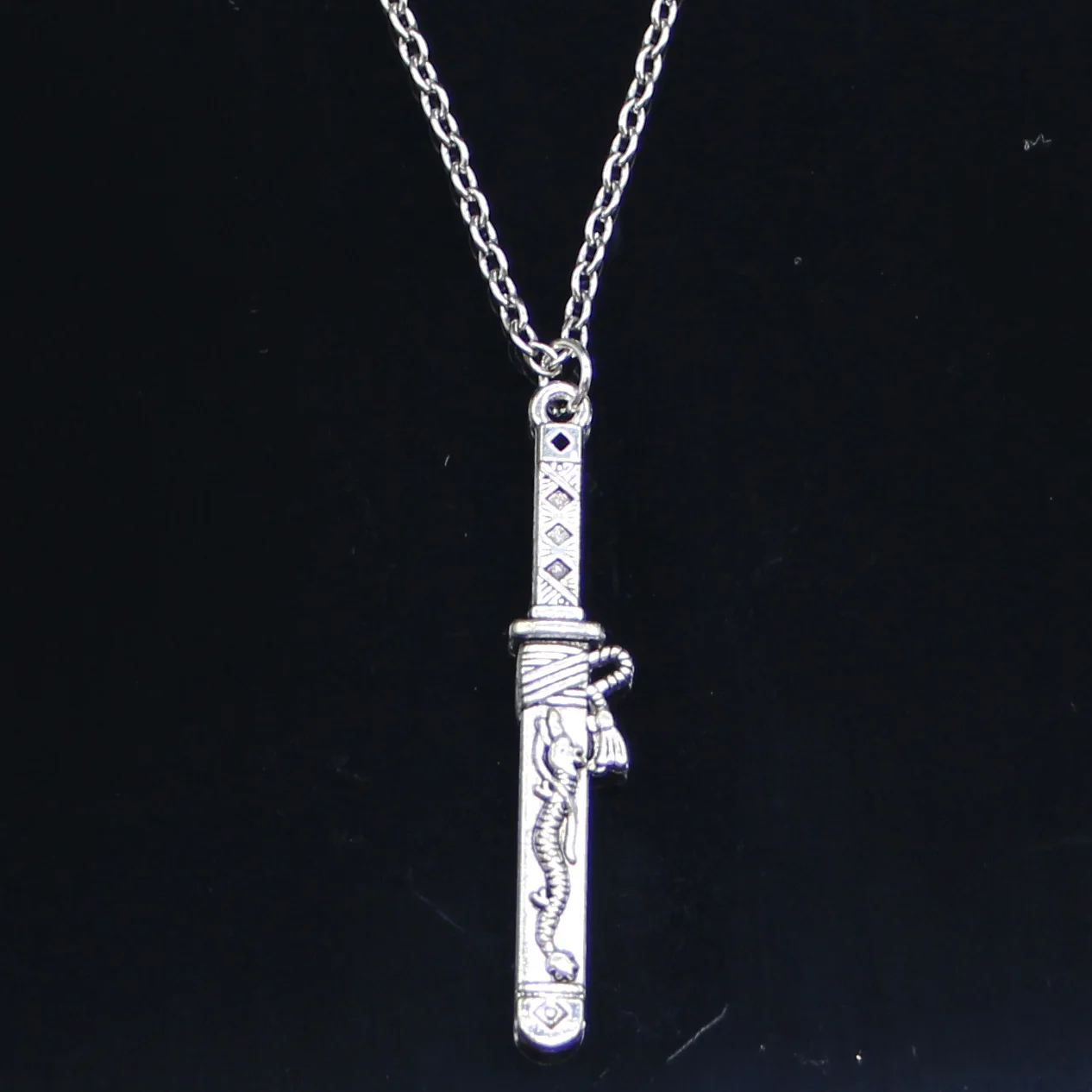 

New Fashion Necklace 44x8mm samurai sword in sheath Silver Pendants Short Long Women Men Colar Gift Jewelry Choker