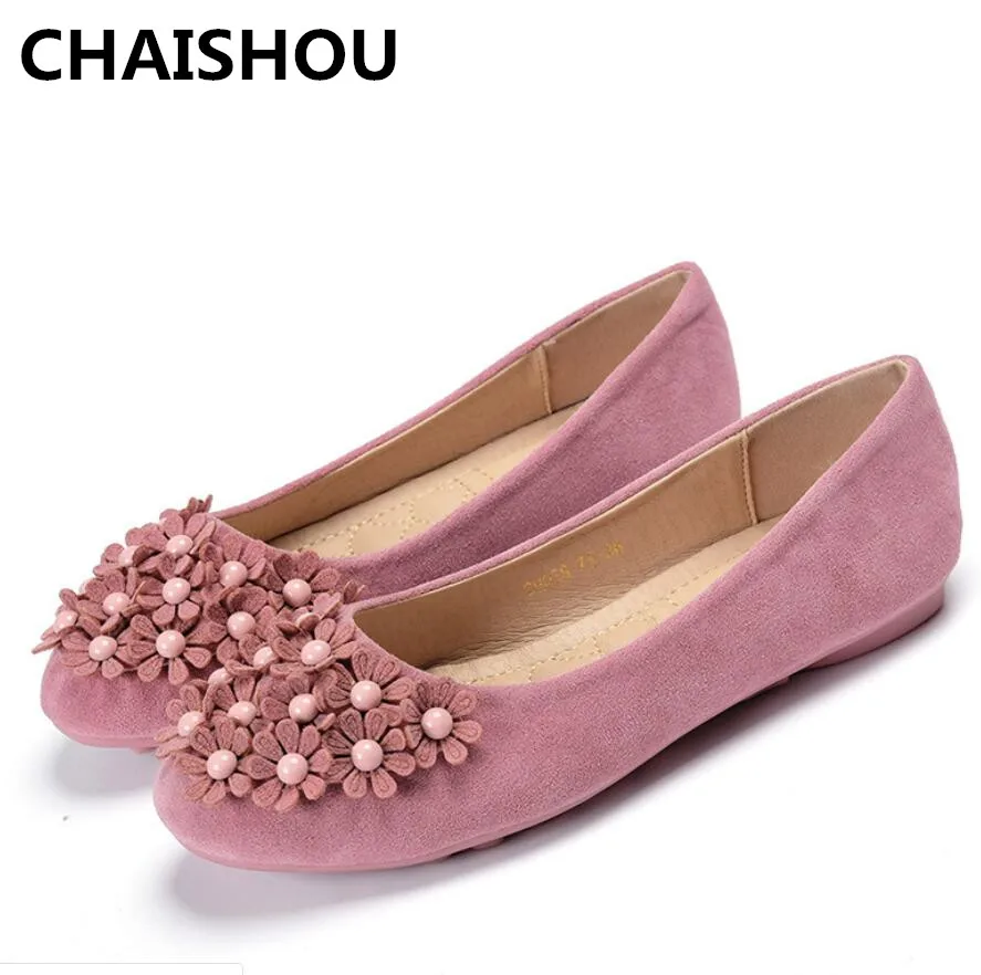 

CHAISHOU 2019 New Women Suede Flats Fashion High Quality female round head rivet plus size Comfortable shoes zapatos muje B-130