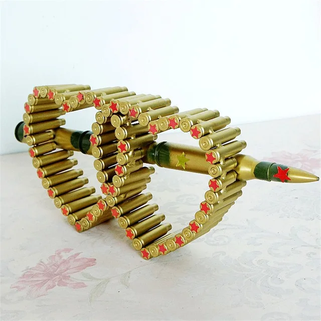 

Handmade Modern Metal Bullet Love Heart Style A Arrow Through Heart Decorations for Wedding Room Party Presents for Sweethearts