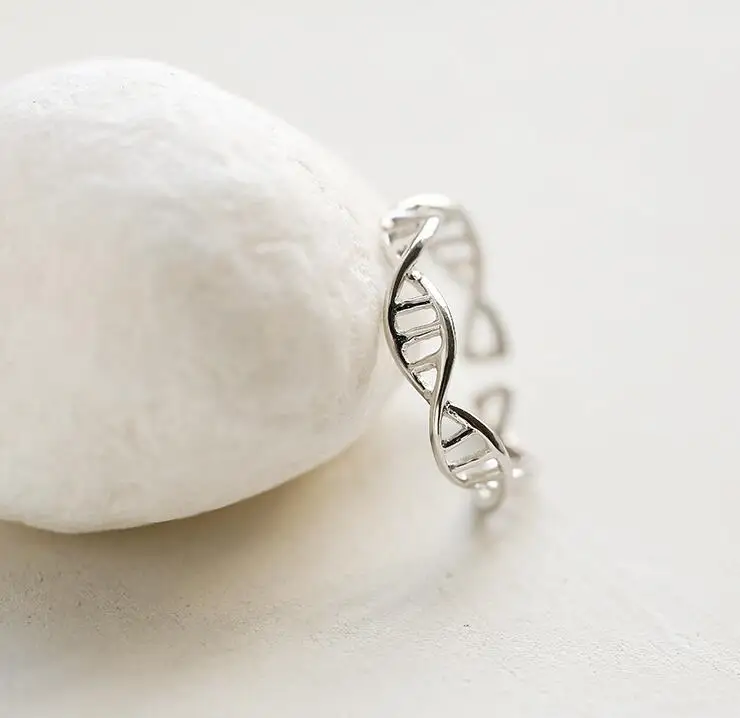 Jisensp New Fashion Biology DNA Rings for Women Minimalist Chemistry Molecule Rings Men Double Helix Anel Ring Bague bijoux
