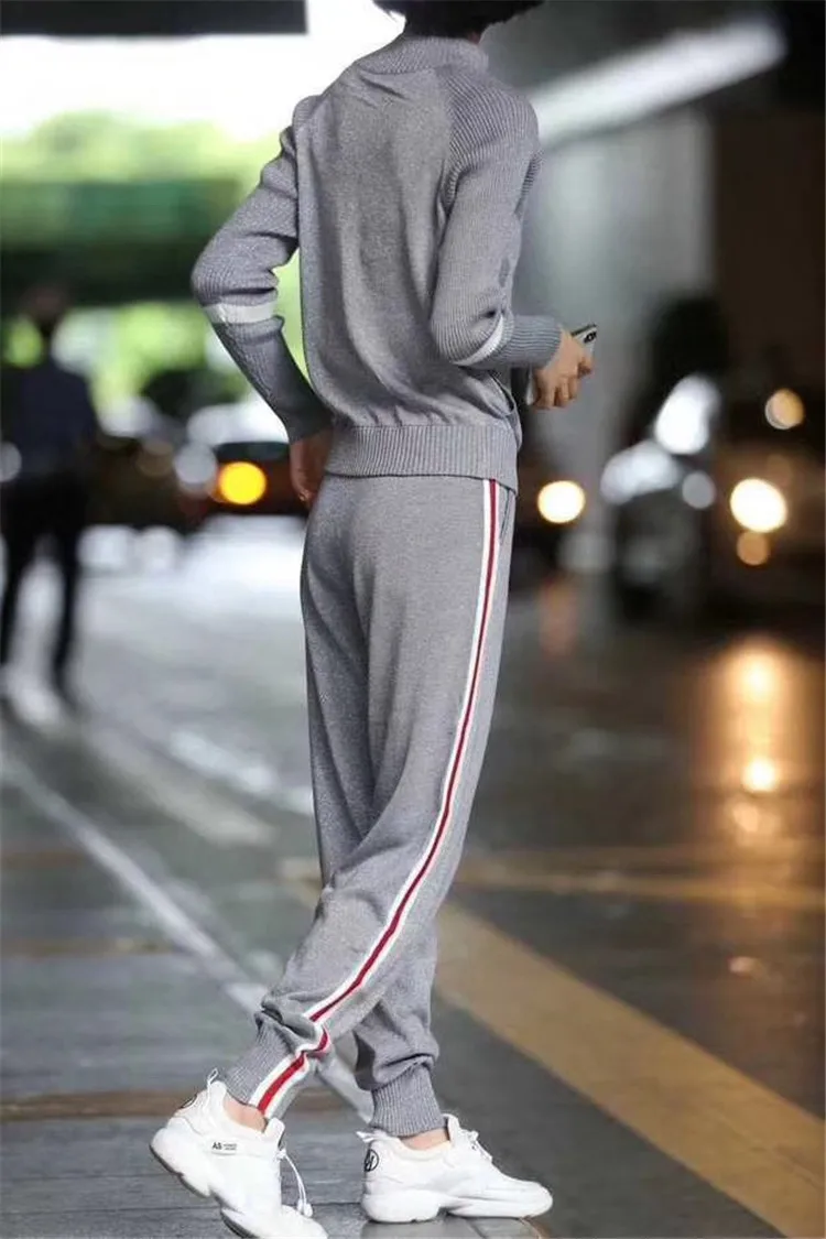 9317520459_1266139199