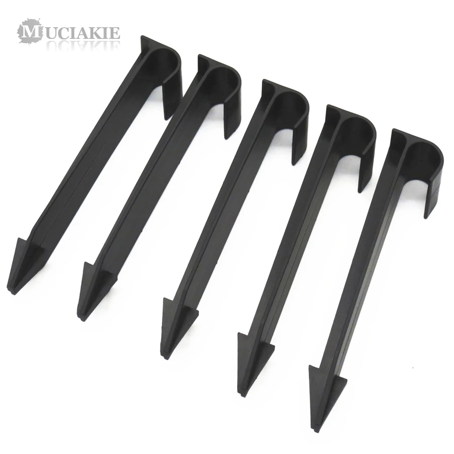 

MUCIAKIE 50 PCS DN20 PE Pipe Stakes Micro Irrigation Tubing Stake Black Tube Dripper Line Fittings