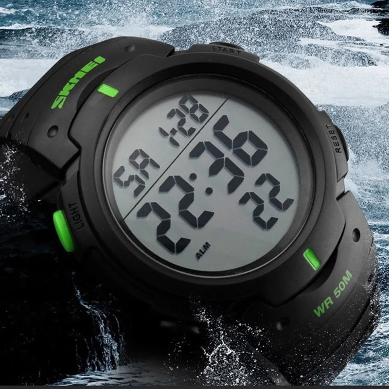 

2018 LED Digital Military Watch Men 50M Dive Swim Dress SKMEI Sports Watches Fashion Outdoor Wristwatches Man relogio masculino