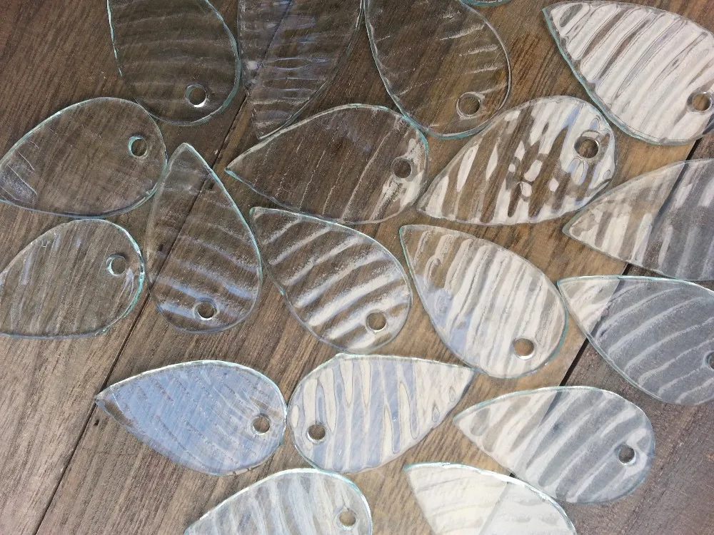

Customized glass leaves, clear ones, fusing glass leaves, DIY for wind chime, home decoration, wedding