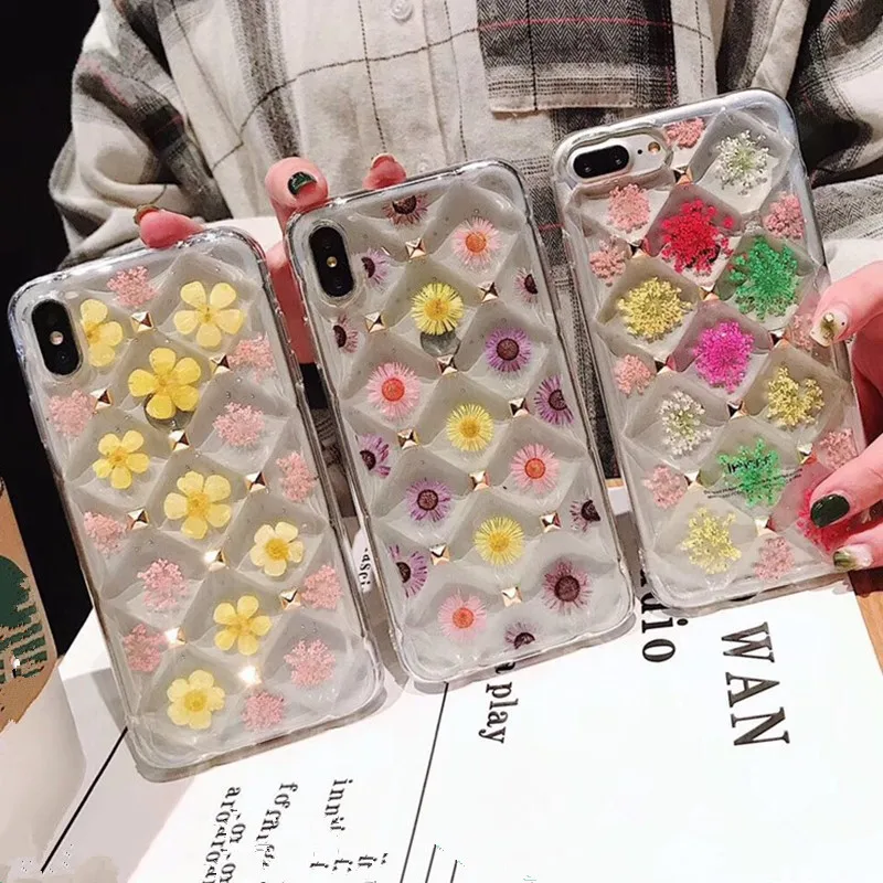

Fashion Cute Real Dried Flowers Lattice 3D Rivets Soft TPU Phone Case for iPhone 7 6 6S 8 Plus X XR XS Max Clear Back Cover Capa