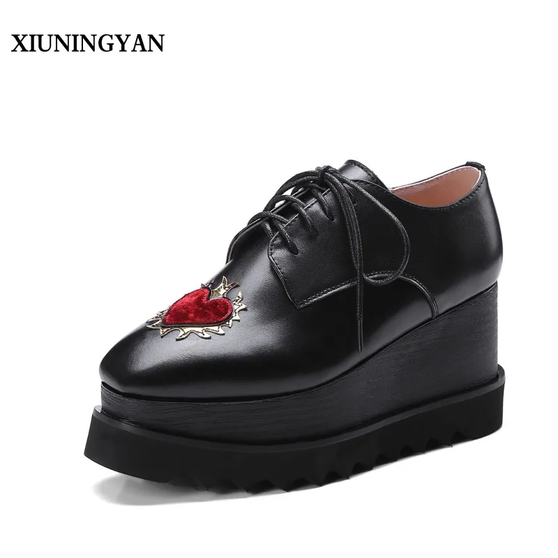 

XIUNINGYAN 2018 Handmade Large Size Cow Leather Shoes Square Toe Women Flats Love Patterns Lace Up 33-42 Increased Casual Shoes