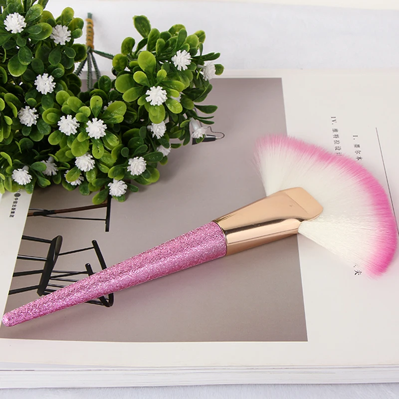Pink Fan Makeup Brushes Face Loose Powder Foundation Blusher Concealer BB Cream Kabuki Brush (5)