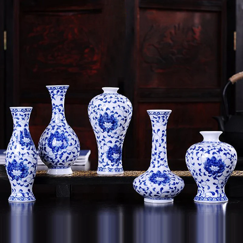 

Traditional Chinese Blue White Porcelain Vase Ceramic Flower Vases Vintage Home Decoration G