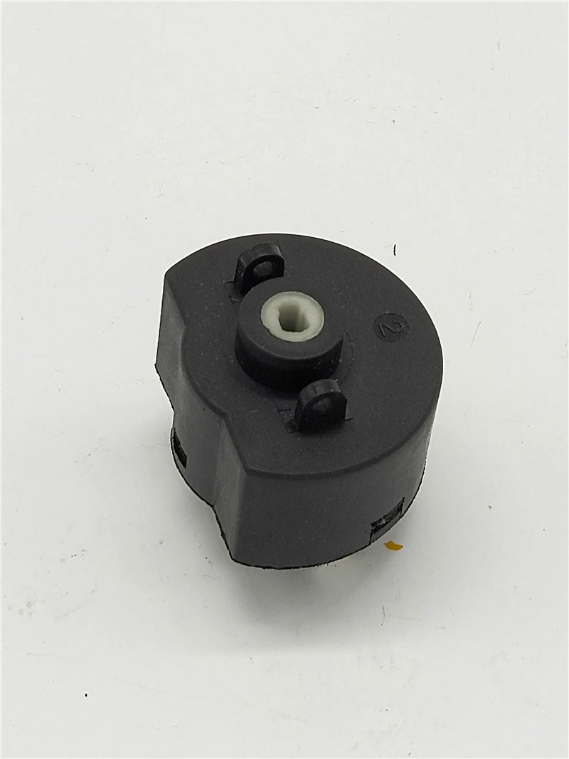 QQ20180930094835_
