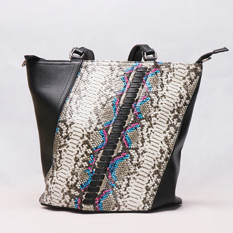 

Women genuine leather Serpentine pattern bucket handbag high capacity cow leather bag lady's cowhide shoulder bag female bag