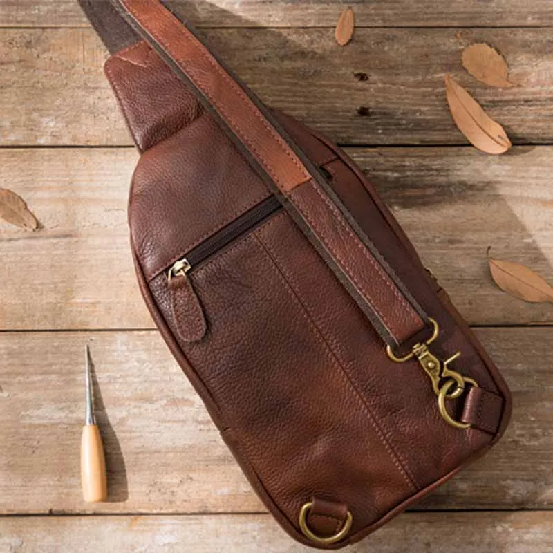 AETOO Men's bag Genuine Leather messenger bag men leather Shoulder Bags man Male Chest Pack Sling / Crossbody Bags for Men