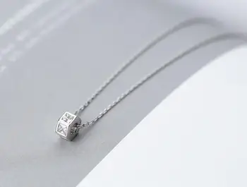 

SMALL Authentic 100% REAL. 925 Sterling Silver FINE Jewelry White cz set Geometric Lucky Circle hexagon Pendant Necklace x1731