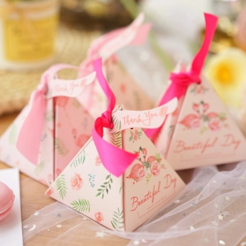 

10pcs Unicorn/ Flamingos Candy Boxes Paper Package Wedding Favors Unicorn Party Supplies Gift Box Ramadan Decoration Gift Bag
