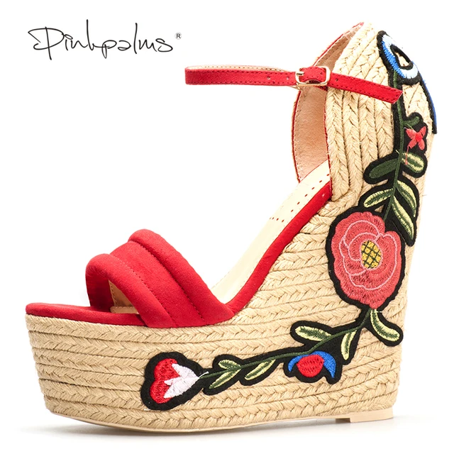 ช้อปรองเท้าผู้หญิงออนไลน์