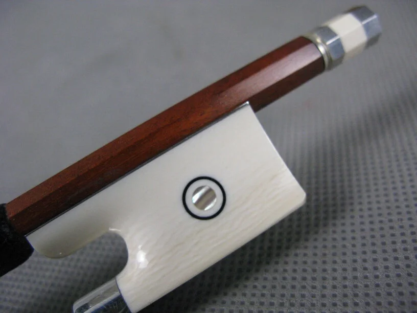 Professional master Pernambuco Violin bow 4/4 , silver mountedin