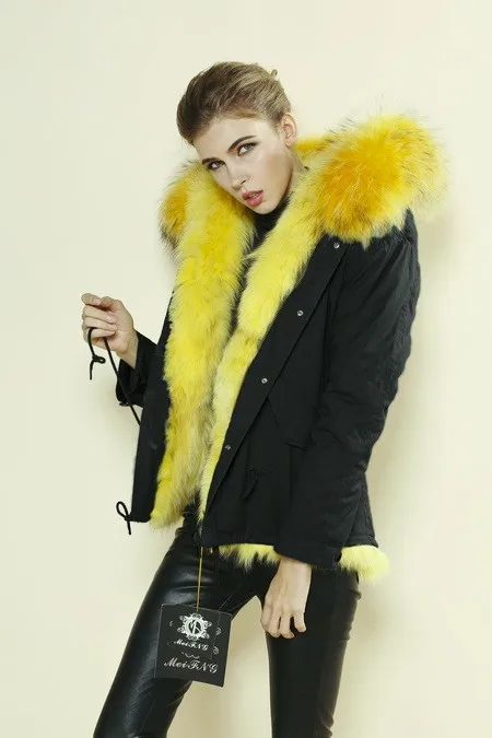fox fur cape (1)