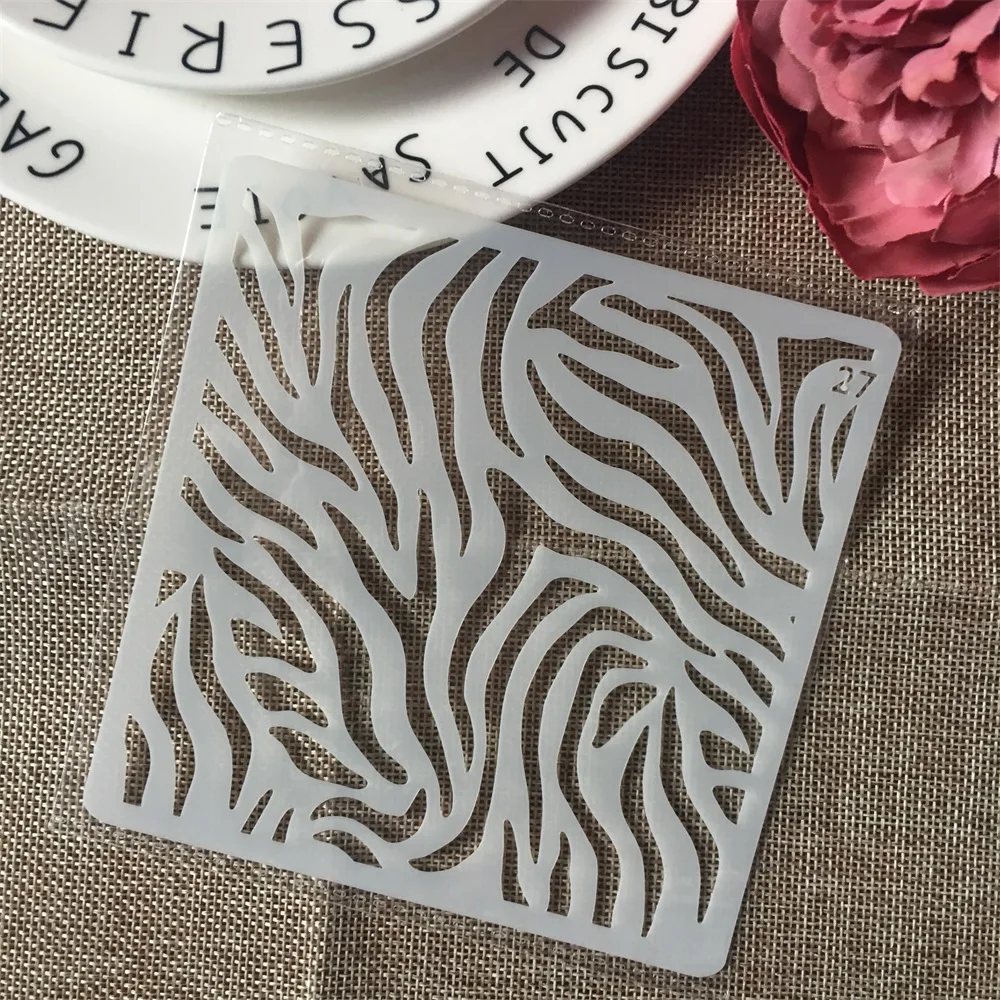 

1Pcs 13cm Wood Texture DIY Layering Stencils Wall Painting Scrapbook Coloring Embossing Album Decorative Card Template