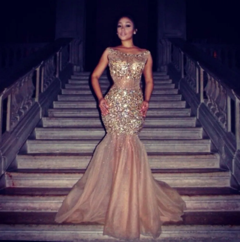 2016 Sparkly Gold Crystal Fares Dress See Through Backless Summer
