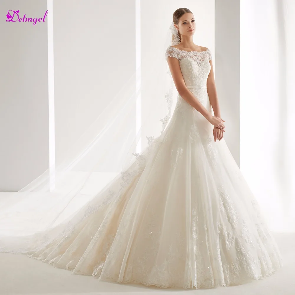 Detmgel Romantic Scoop Neck Buttons A-Line Wedding Dresses 2020 Luxury Beaded Appliques Cap Sleeve Vintage Bridal Gown Plus Size | Свадьбы и