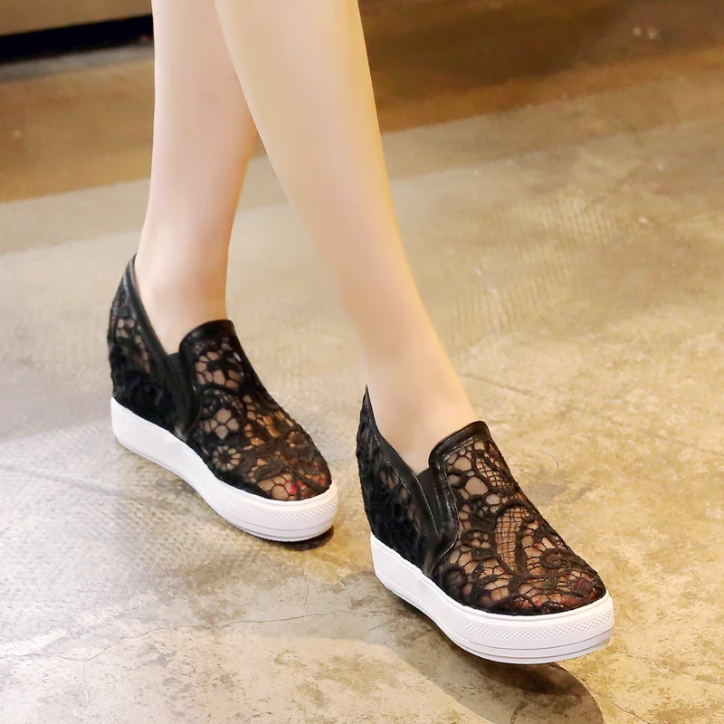 ZETMTC/ г., новая модная повседневная обувь женская летняя обувь на танкетке с кружевом, вентиляция, ажурная обувь на платформе, увеличивающая рост, без шнуровки, 38