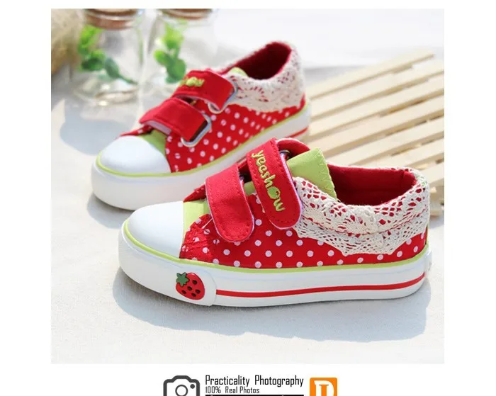 2015 New Lace Children Shoes Breathable Cotton Fabric Girls Shoes Polka Dot Canvas Velcro Coe Muscle Sneakers Autumn Kids Shoes free shipping (2)