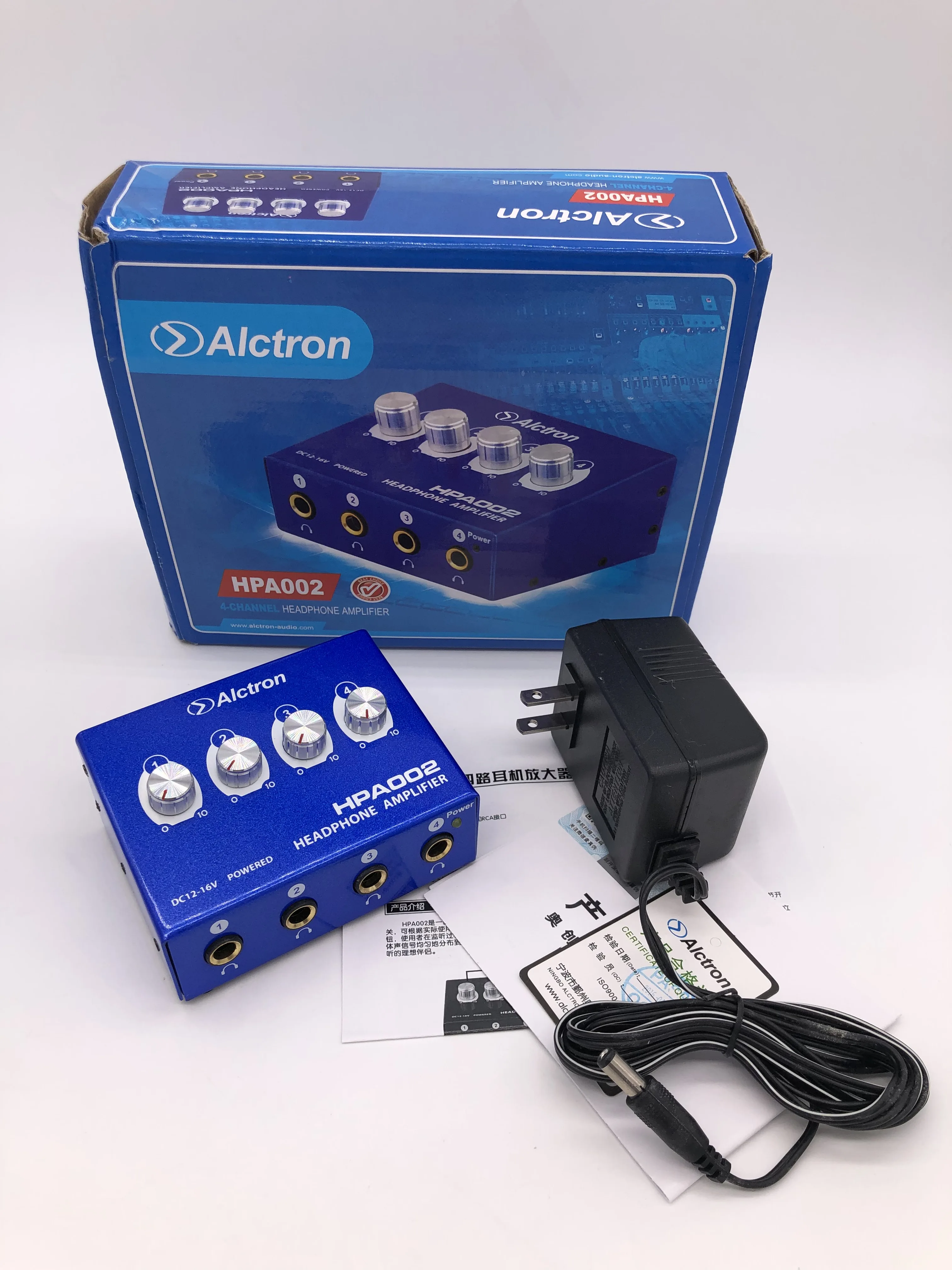 Alctron HPA002 мини 4-канальный усилитель для наушников 6,35 мм, КСД стерео вход и 6,35 мм стерео выходных разъемов для студии звукозаписи