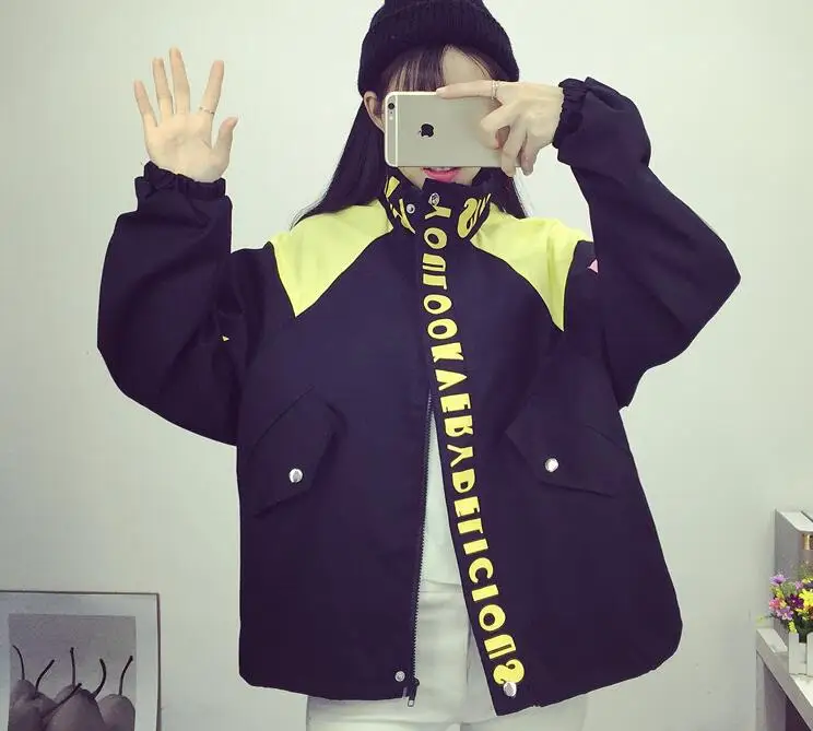 2018 الربيع الكورية المتناثرة نمط الكرتون الطابع الطباعة فضفاضة المرأة سترة واقية المد سستة السترات