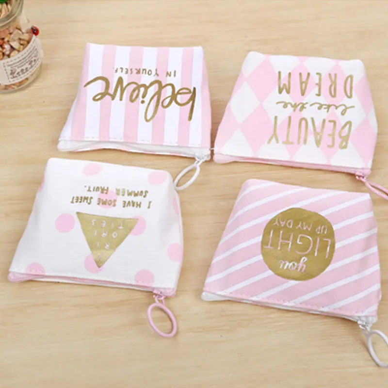 

Cute Mini Coin Purse Canvas Bag Women Girls Letters Printed Keys Pouch Phone Headset Holder Bags MSJ99