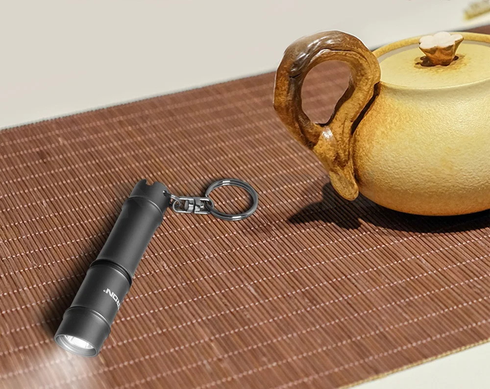 02 mini flashlight 