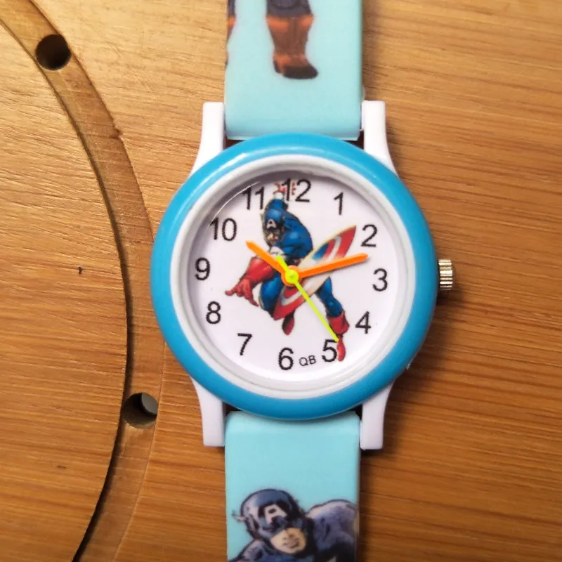 Последний выпуск 4D дети акриловый ремешок часы Дети мультяшный супергерой водонепроницаемые детские часы мальчики девочки часы