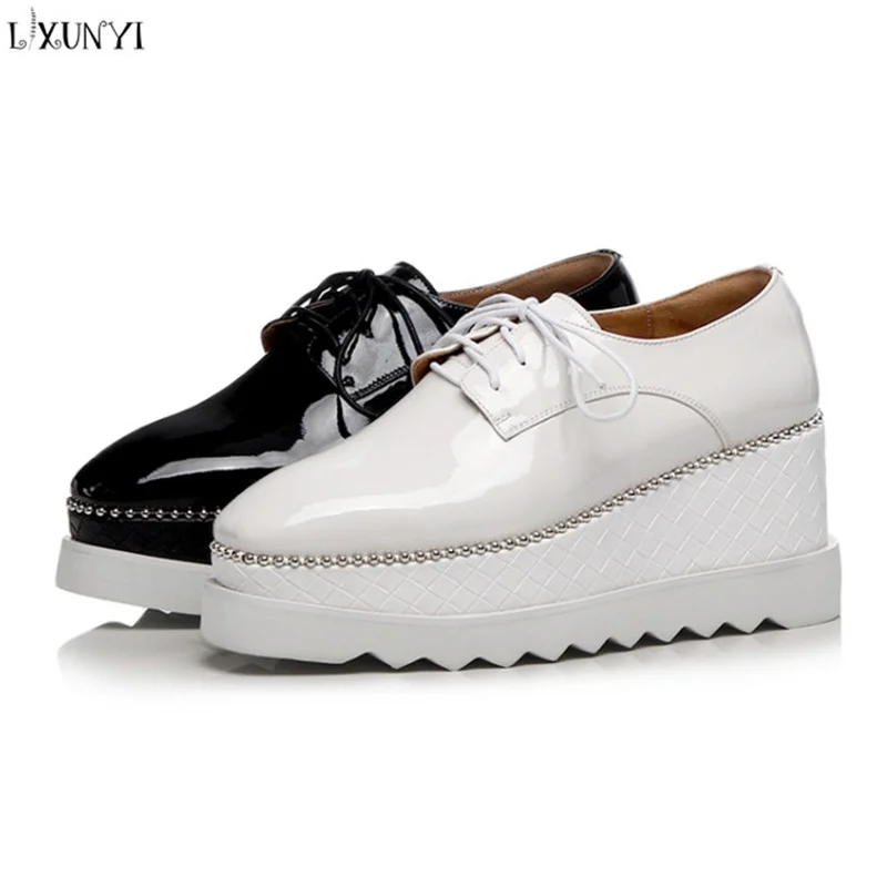 

LXUNYI Women Shoes 2018 Fashion Autumn Winter Casual Ladies Round Toe Wedges Patent Leatherflat Platform Woman Sneakers Increase
