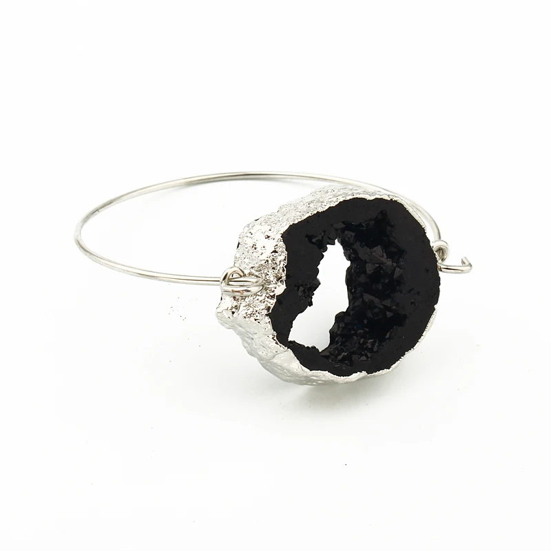 

Dayoff Europe Fashion Jewelry Simple Silver Bracelet Bangle Women Handmade Irregular Huge Resin Black Hollow Cuff Braceles B69