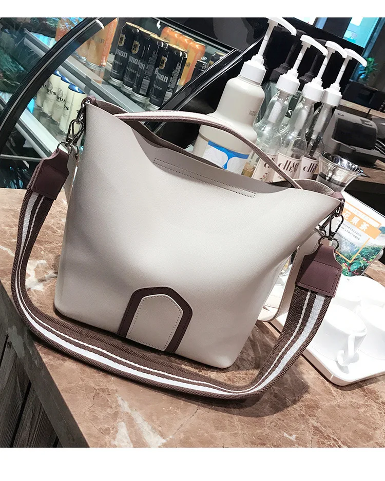 2019 Новый PU Crossbody сумки для Для женщин плечо сумка-мешок для девушек простой кисточкой ведро большой Ёмкость сумочки