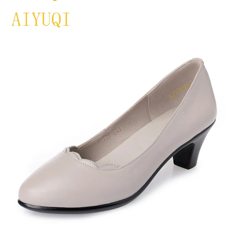 

AIYUQI big size 41#42#43# women's comfortable shoes 2019 new spring leather shoes dress professional work mother shoes women