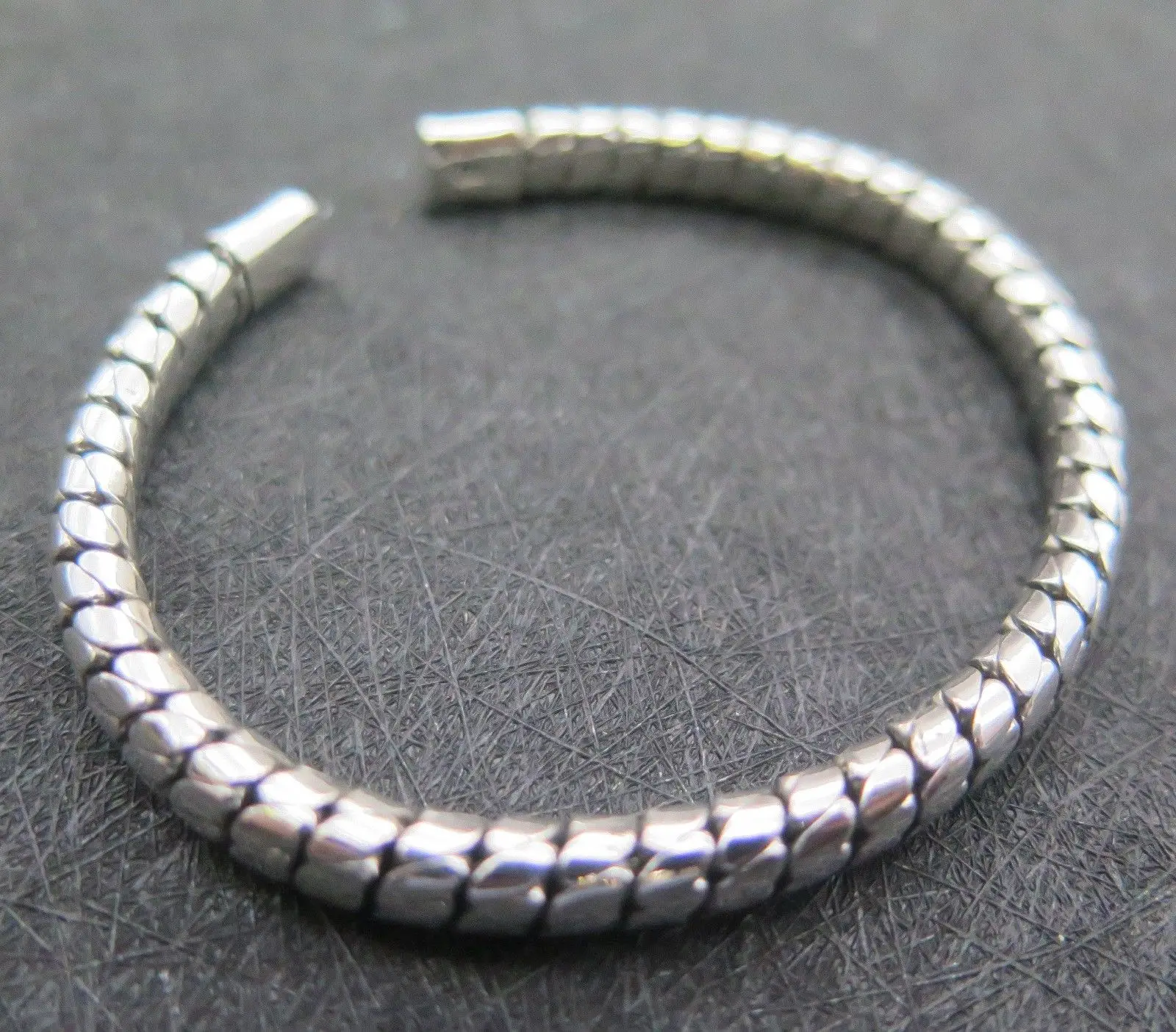 

Pure 925 Sterling Silver 6mm W Round Rope Bangle 54mm Dia