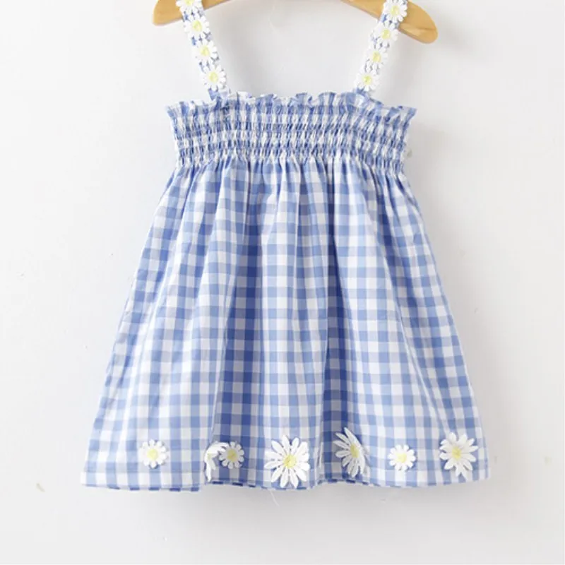 

Look very simple girl Sling dress manual Tailoring Simple decoration Make children's clothes simple and gorgeous