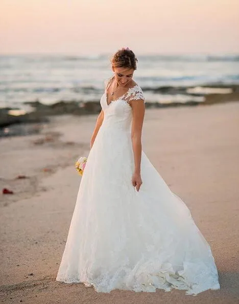 2019-vintage-boho-wihte-lace-a-line-sheath-wedding-dresses-v-neck-cap-sleeves-plus-size-bohemian-country-grande-bridal-wedding-gowns-cheap (2)_