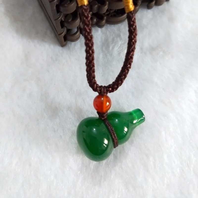 

yu xin yuan natural jade medullary pendant green gourd shape necklace for women men blessing jewelry