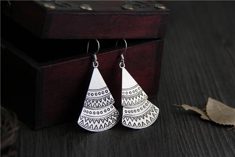 silver-earrings0017B
